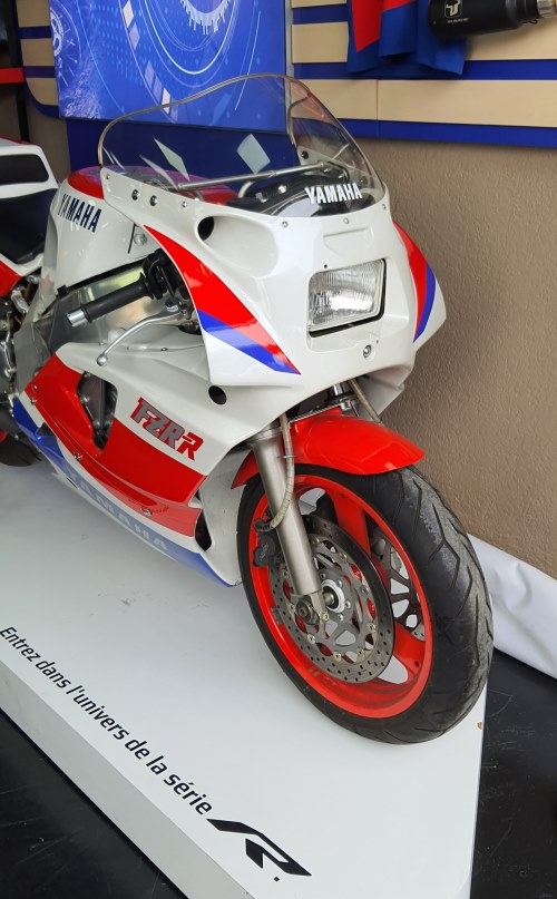 FZR750 OW01 bol classique 2022 spirit motor la ciotat