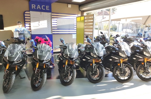 YZF R3 MHP RACING chez SPIRIT MOTOR